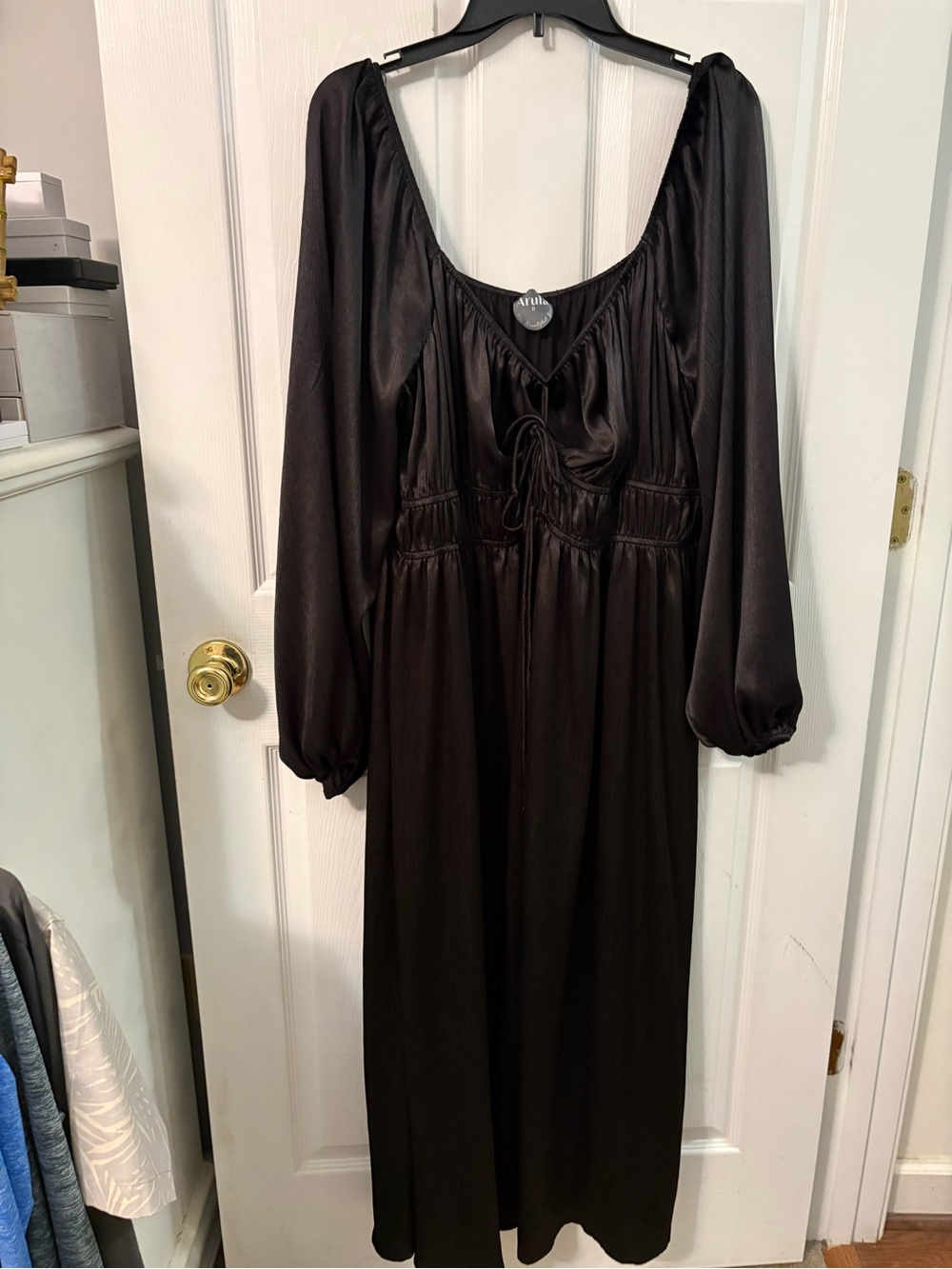 ARULA Black Long Sleeve Maxi Dress